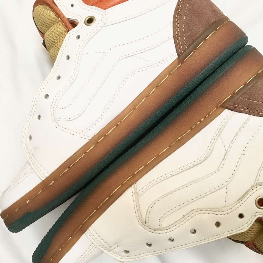 Vans hi top skate kick shoes vtg